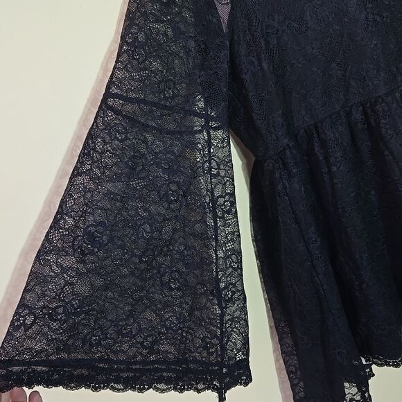 Torrid Bell Sleeve Babydoll Top Lace Black whimsigoth Witchy Stevie Nicks Goth - Picture 5 of 16